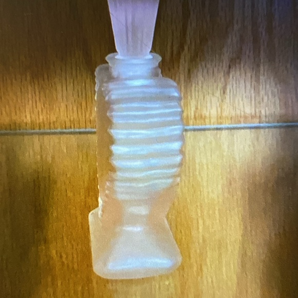 Heart Perfume Bottle - Picture 2 of 3